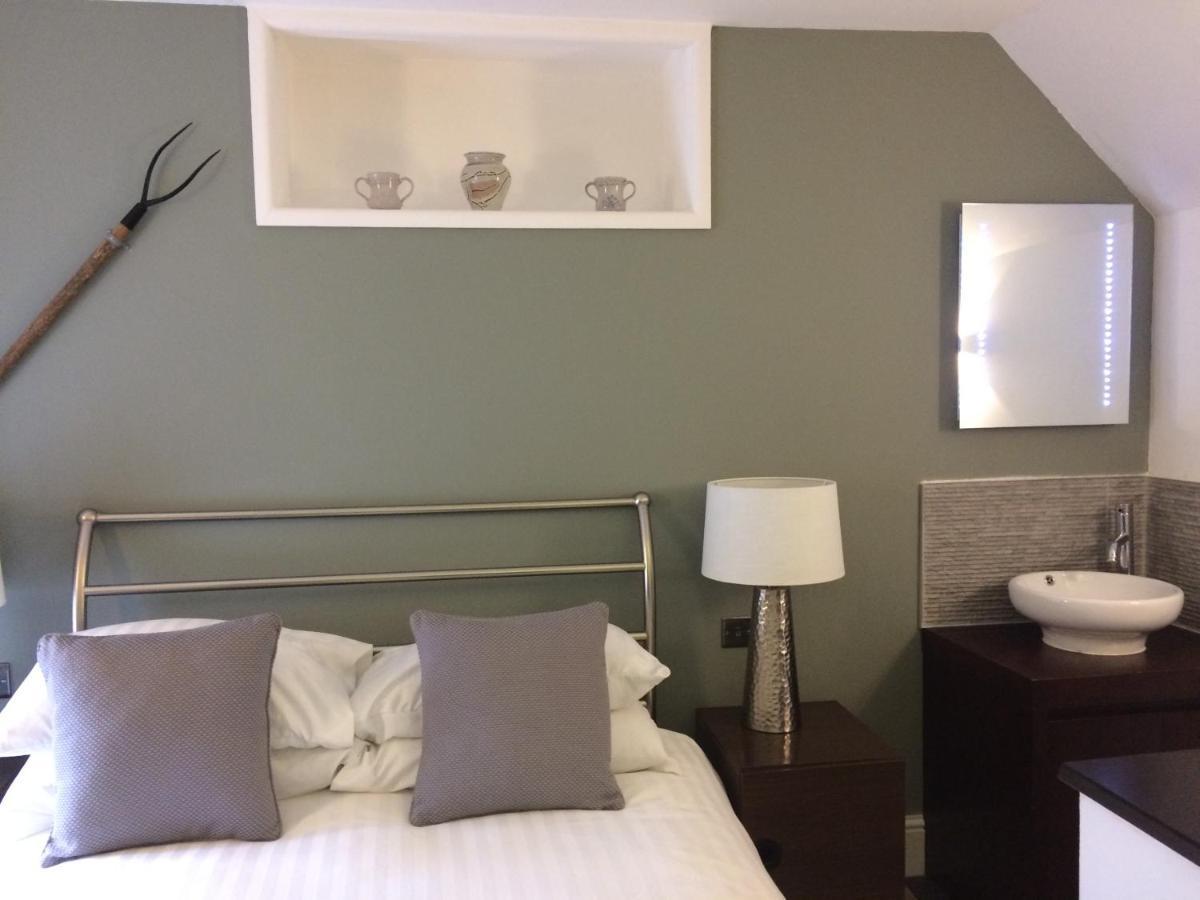 Burcott Mill Guesthouse Wells Esterno foto