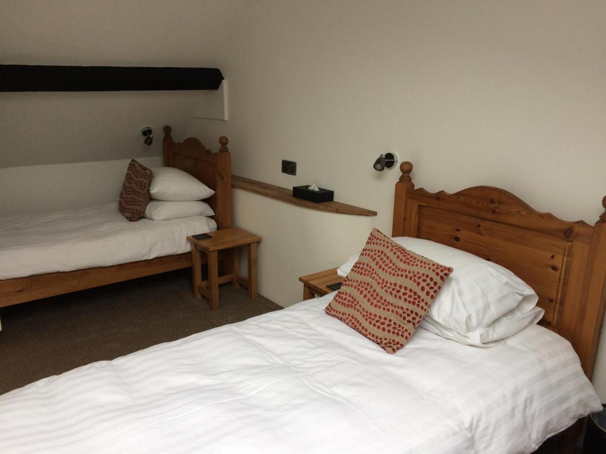 Burcott Mill Guesthouse Wells Esterno foto