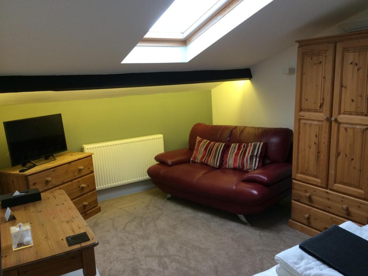 Burcott Mill Guesthouse Wells Esterno foto